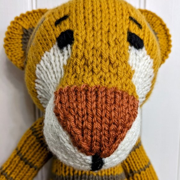 Meet Elliot - Hand made Tricot Tiger baby birthday gift 23 inches - Picture 2 of 7